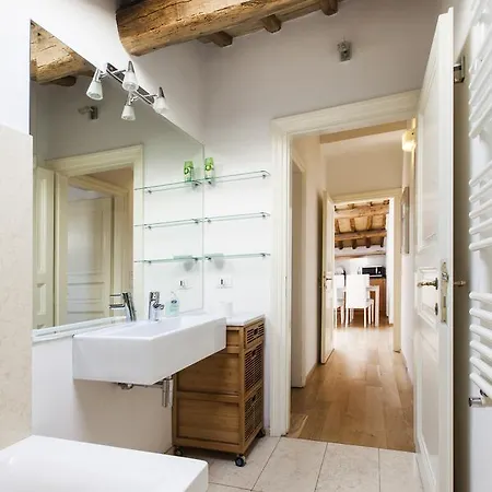 Habitat'S Navona Pantheon Attic Apartment Rome